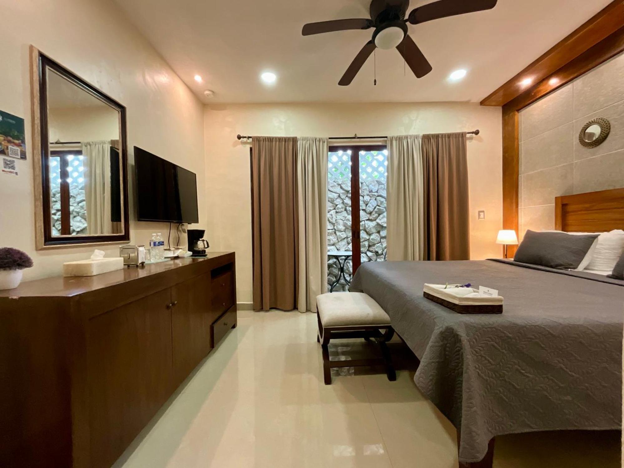 El Zaguan Colonial By Guruhotel Βαγιαδολίδ Εξωτερικό φωτογραφία