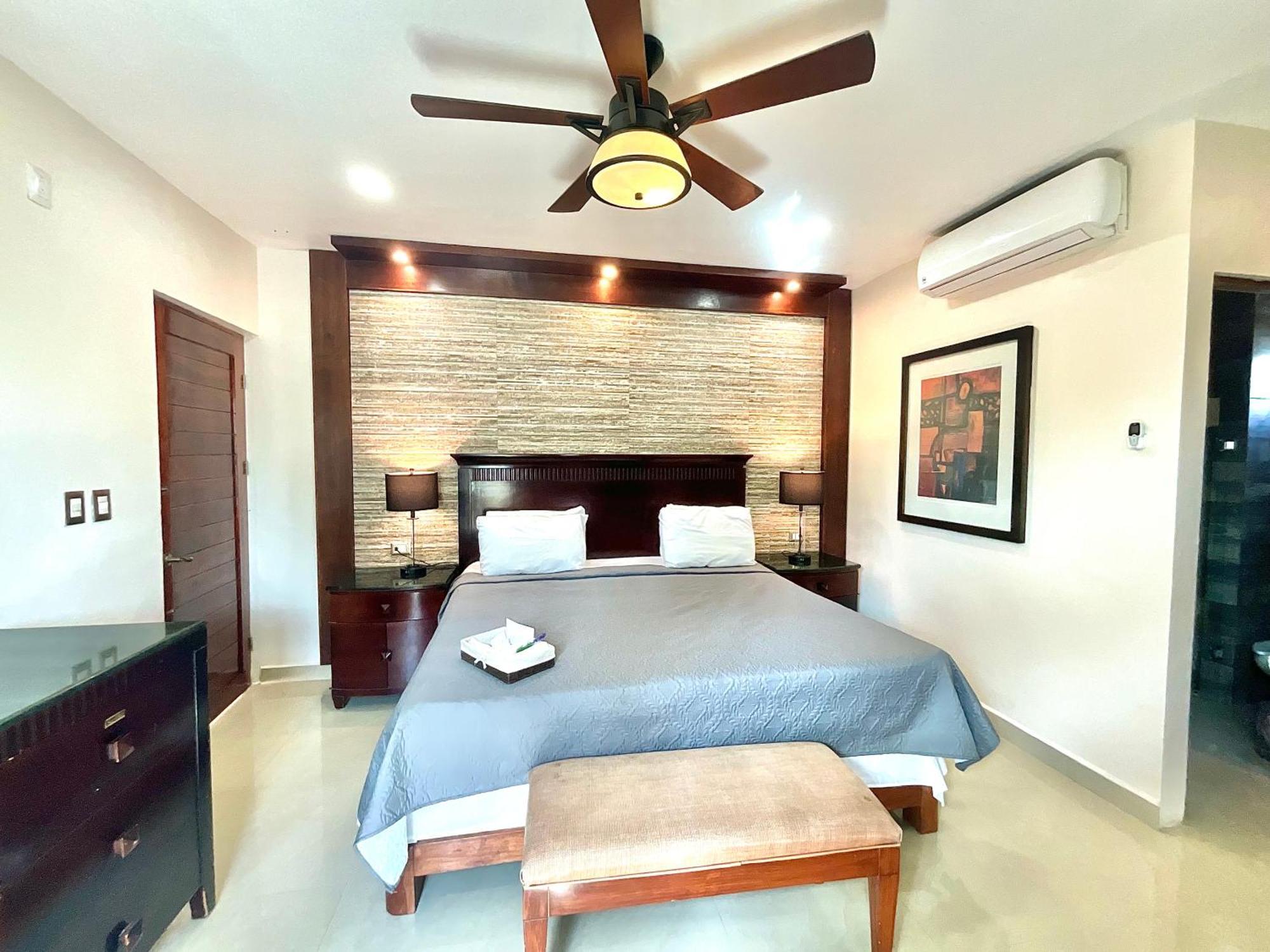 El Zaguan Colonial By Guruhotel Βαγιαδολίδ Εξωτερικό φωτογραφία
