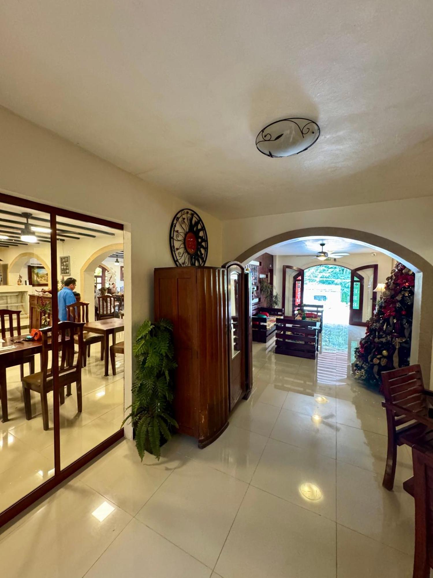 El Zaguan Colonial By Guruhotel Βαγιαδολίδ Εξωτερικό φωτογραφία